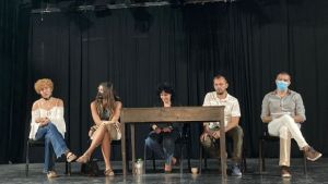 Θέατρο «Αμαλία»: Πρεμιέρα με την «Κυρά της Ρω» και με δράση αλληλεγγύης για τους πυρόπληκτους της Εύβοιας