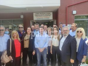 Ν. Ανδρουλάκης από Νεάπολη: «Είμαστε το κόμμα των μεγάλων νόμων – Η ΝΔ ήξερε να κάνει σκάνδαλα, αλλά δεν ήξερε να στηρίξει την τοπική αυτοδιοίκηση» (ΒΙΝΤΕΟ)