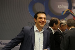 Τσίπρας: Θέλουμε ανάπτυξη που να μην στηρίζεται σε κοινωνικά ερείπια (live)