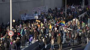 Ολλανδία: Επεισοδιακή διαδήλωση των ακτιβιστών της Extinction Rebellion