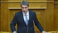 Ανδρέας Λοβέρδος: Να προσκληθεί στην εξεταστική της Βουλής ο Γ. Βαρουφάκης