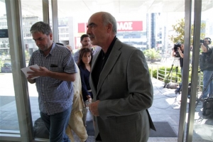 Επίθεση Μεϊμαράκη κατά κυβέρνησης για φόρους και μετανάστες