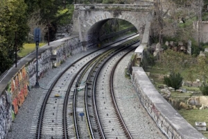 Νεαρός, νεκρός από ηλεκτροπληξία στον σταθμό του Θησείου