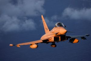 Βρετανικά μαχητικά αεροσκάφη ξεκινούν αποστολή αεροπορικής άμυνας του ΝΑΤΟ πάνω από την Πολωνία