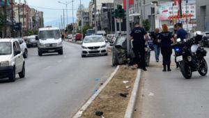Ελαφρύς τραυματισμός μοτοσικλετιστή σε τροχαίο ατύχημα στην περιφερειακή οδό Θεσσαλονίκης