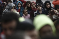 Ασφυξία στον Πειραιά, άλλοι 1.018 πρόσφυγες έφτασαν στο λιμάνι