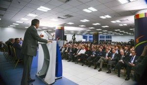 Ανασύνταξη Σαμαρά με ανοίγματα σε αμφισβητίες και στη νέα γενιά στελεχών της ΝΔ