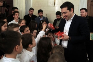 Κυβέρνηση κατά πολυτέκνων με κλειδί τα ΑμεΑ