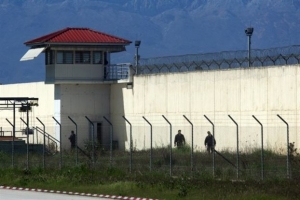 Τουλάχιστον 20 επιθέσεις σε σωφρονιστικούς υπαλλήλους