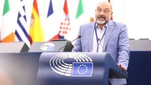 Ευρωβουλευτής Σάκης Αρναούτογλου: Πώς αντιδρά η ΕΕ στην παράνομη αλιεία στο Αιγαίο;