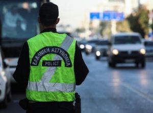 Κεντρική Μακεδονία: Πού απαγορεύεται η κυκλοφορία φορτηγών άνω των 3,5 τόνων λόγω χιονιά