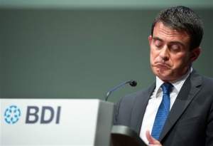 Γαλλία: Ο πρωθυπουργός Βαλς αναγνωρίζει ότι έκανε γκάφα σχετικά με το κυβερνητικό αεροσκάφος