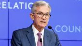 Στο τιμόνι της Fed παραμένει o Τζ. Πάουελ