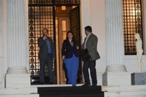 Συνάντηση με την Ζωή Κωνσταντοπούλου ο Πρωθυπουργός