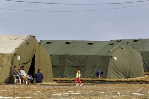 Κύπρος: Χάος στη βρετανική βάση της Δεκέλειας με τους απελπισμένους πρόσφυγες