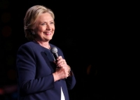 Ανδρική υπόθεση η προεδρία - Μπροστά σε ιστορική στροφή οι Αμερικάνοι