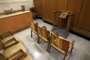 Αναβλήθηκε η δίκη της συνεργάτιδας του Φρουζή, Μαρίας Μαραγγέλη λόγω κατάθεσής της για τη Novartis