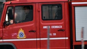 Στο Νοσοκομείο Δράμας πυροσβέστης με εγκαύματα από κατάσβεση πυρκαγιάς
