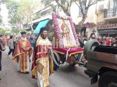 Θεσσαλονίκη: Σε κλίμα κατάνυξης και με πλήθος πιστών η περιφορά για τον Άγιο Δημήτριο