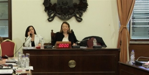Βουλή: Καυγάς Χριστοδουλοπούλου με Βορίδη - Βενιζέλο για την κλήτευση υπερθεματιστών - Παππά - Κρέτσου