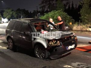 Θεσσαλονίκη: Αυτοκίνητο άρπαξε φωτιά στη μέση του δρόμου (pics &amp; vid)