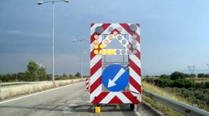 Συνεχίζονται οι εργασίες διαγράμμισης στη 2η Επαρχιακή Οδό, στην 3η Επαρχιακή Οδό και στην 20η Επαρχιακή Οδό