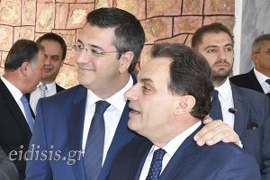 Τζιτζικώστας-Βεργίδης: Η κυβέρνηση έχει την πλήρη και αποκλειστική ευθύνη της διαχείρισης του προσφυγικού
