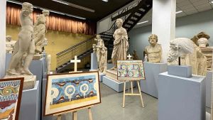 Αναδεικνύοντας την κληρονομιά των Gilliéron: Εγκαινιάστηκε η νέα έκθεση στο Μουσείο Εκμαγείων του ΑΠΘ