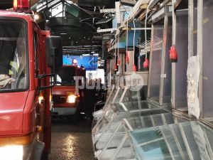 Θεσσαλονίκη: Φωτιά σε ιχθυοπωλείο στο Καπάνι (pics &amp; vid)