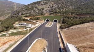 Στις 6 Απριλίου οι σήραγγες σε Τέμπη, Μεγ. Πέμπτη η Κορίνθου-Πατρών
