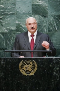 Χρωστάει στον Πούτιν, φλερτάρει τη Λαγκάρντ