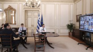 Τηλεδιασκεψη Μητσοτάκη για εστίαση: Και κλειστοί ημιυπαίθριοι χώροι στο σχεδιο της 1ης Ιουνίου