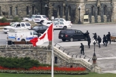 Καναδός πολίτης που είχε ασπαστεί το Ισλάμ ο ένοπλος δράστης του κοινοβουλίου της Οτάβα
