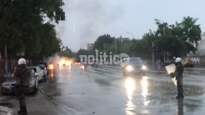 ΤΩΡΑ-Θεσσαλονίκη: Επεισόδια με μολότοφ και χημικά (pics &amp; vid)