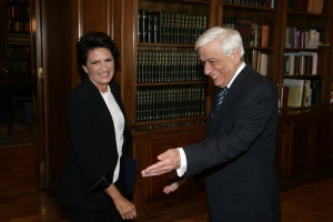 Παυλόπουλος: Ως λαός ξέρουμε να υποδεχόμαστε τους πρόσφυγες