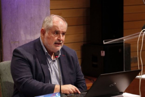 Φωτάκης: Προτεραιότητα της κυβέρνησης δημιουργία ευκαιριών για νέους επιστήμονες