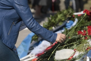 Τα μηνύματα των κομμάτων για την επέτειο εξέγερσης του Πολυτεχνείου