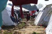 Σε σκηνή στην Ειδομένη γέννησε 24χρονη από τη Συρία