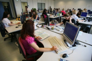 Δημόσιο: Ερχoνται αυξήσεις στους μισθούς (πίνακες)