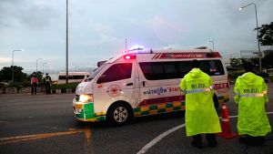 Θρήνος στην Ταϊλάνδη: Τουλάχιστον 22 νεκροί από σιδηροδρομικό δυστύχημα