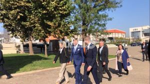 Θεσσαλονίκη: Το βασιλικό ζεύγος της Ολλανδίας στο “Labattoire” για συζητήσεις στην αγροτική ανάπτυξη (pics &amp; vid)