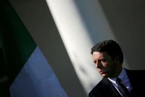 Ρέντσι μην.... φύγεις λέει ο Σόιμπλε και ψηφίζει «ναι» στο δημοψήφισμα