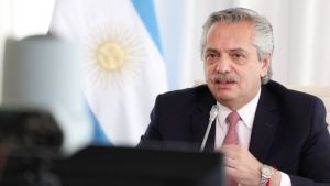 Ο Πρόεδρος της Αργεντινής διαγνώσθηκε θετικός ενώ έχει εμβολιασθεί