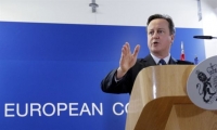 Η ΕΕ απορρίπτει την πρόταση Κάμερον για περικοπές παροχών σε μετανάστες