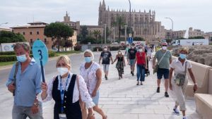 Ισπανία: Χαλαρώνουν τα μέτρα – Aυξάνονται οι τουρίστες
