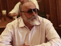 Οργισμένος ο υπουργός Υγείας με τέσσερις εταιρείες φαρμάκων