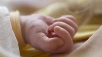 Εγκατέλειψαν βρέφος σε σχολείο των Βορείων Προαστίων