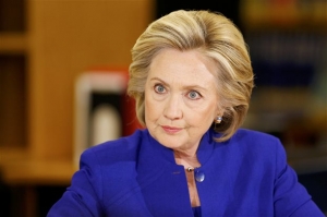 H Χίλαρι θα δώσει στο FBI τον server των προσωπικών mail της