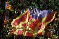 Χιλιάδες διαδηλωτές υπέρ της ανεξαρτησίας της Καταλωνίας
