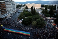 Μαζικό και πολύχρωμο το Athens Pride του 2017